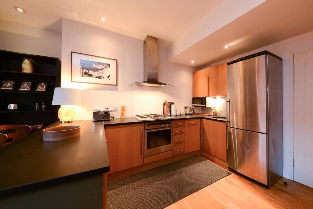 Mr2 - Charming 1 Bed Apartment, Munster Village Appartamento Londra